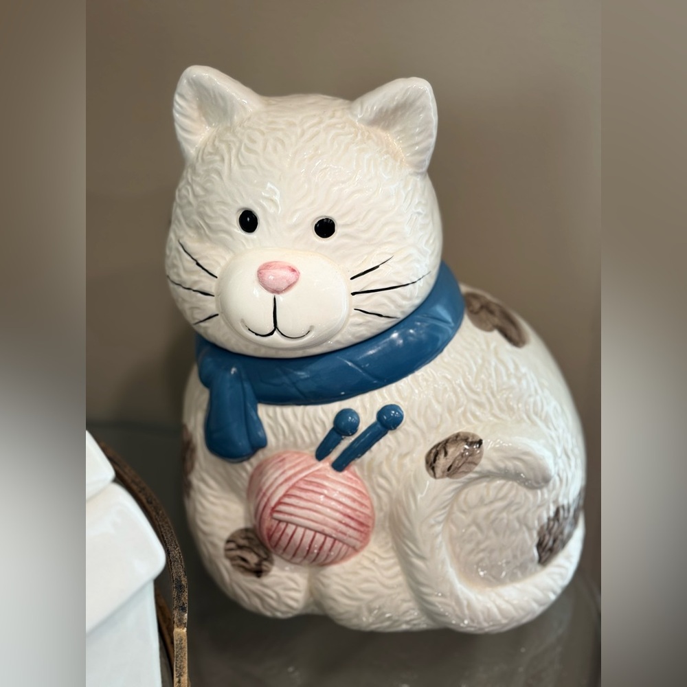 Vintage Cat Cookie Jar Ceramic Kitty Cat Kitten Canister Treat Storage Canister